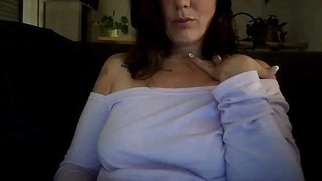 Snapshot of samantaatw chatting on 30, 9, 2025 samantaatw online show from 30, 9, 2025