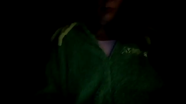 Snapshot of samantaatw chatting on 21, 9, 2025 samantaatw online show from 21, 9, 2025