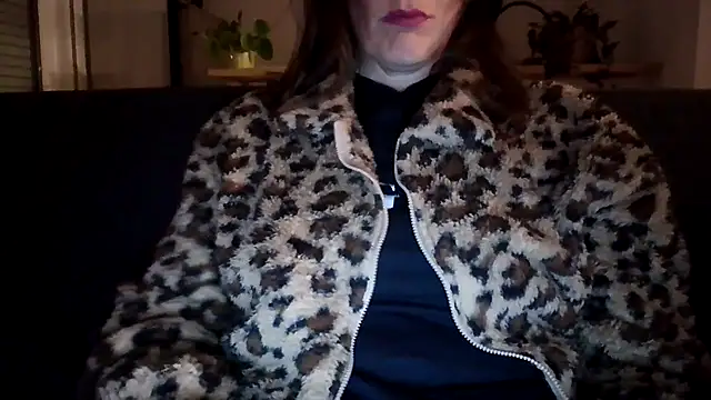 Snapshot of samantaatw chatting on 26, 9, 2025 samantaatw online show from 26, 9, 2025