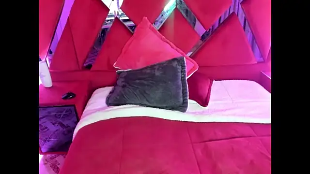 alexiaystive3 online show from 27, 9, 2025