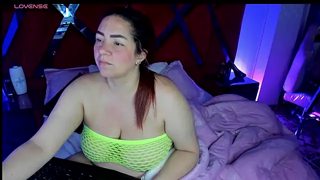 alexiaystive3 online show from 12, 10, 2025