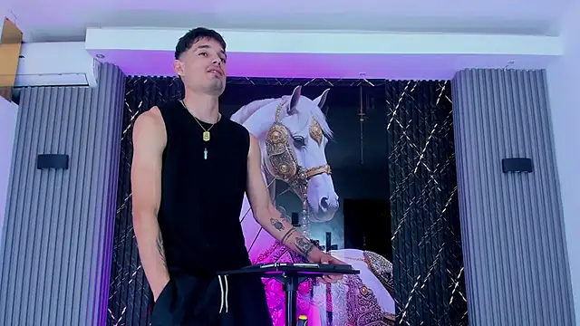 Iam Steven online show from 26, 11, 2025