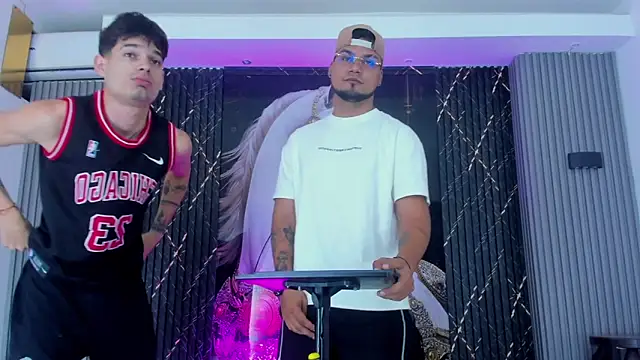 Iam Steven online show from 23, 11, 2025