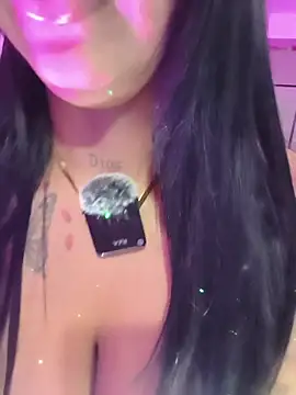 Snapshot of Gabilicious25 chatting on 5, 2, 2026 Gabilicious25 online show from 5, 2, 2026