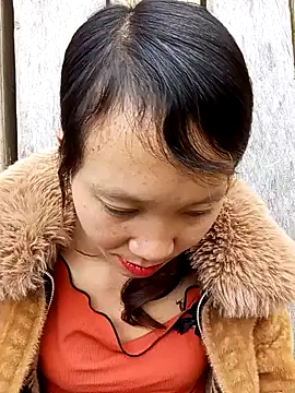 bonnie-00 online show from 21, 11, 2025