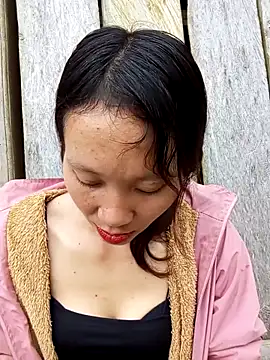 bonnie-00 online show from 31, 10, 2025