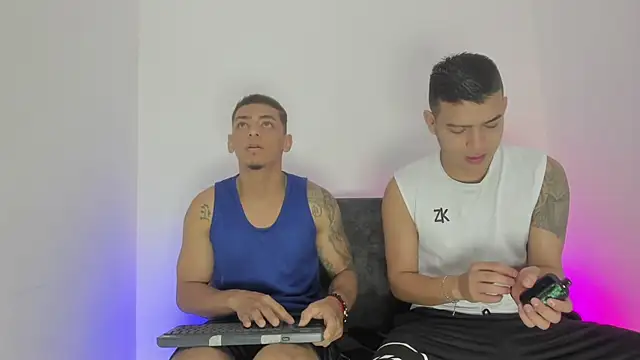 maykel and mike online show from 2, 10, 2025