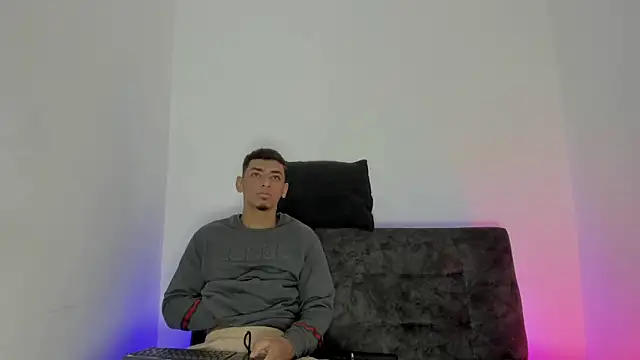 maykel and mike online show from 14, 10, 2025