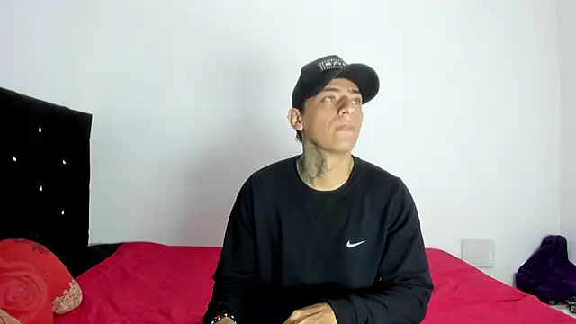 maykel and mike online show from 15, 1, 2026