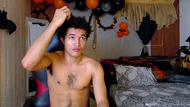 Snapshot of fire_drako_ chatting on 20, 10, 2025 fire drako online show from 20, 10, 2025