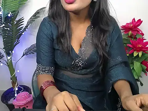 Naughtyy stripgirl online show from 8, 10, 2025