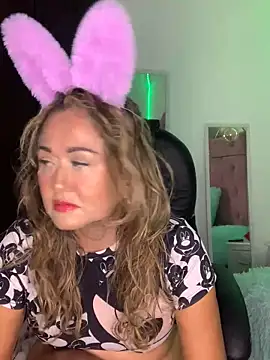 BunnyGlow50 online show from 29, 10, 2025