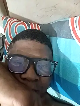 Elsuave28 online show from 6, 10, 2025