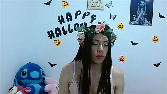 PinkLuna LolaBloom online show from 1, 11, 2025