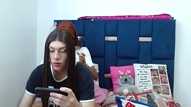 PinkLuna LolaBloom online show from 17, 1, 2026