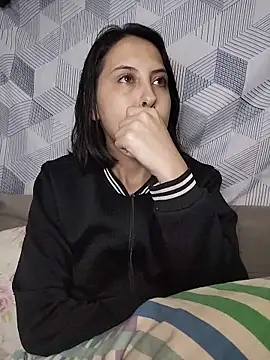 melzinhah03 online show from 17, 6, 2026