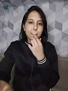 melzinhah03 online show from 13, 6, 2026