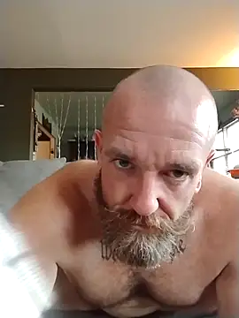 Snapshot of cloudyDadcocks chatting on 17, 9, 2025 cloudyDadcocks online show from 17, 9, 2025