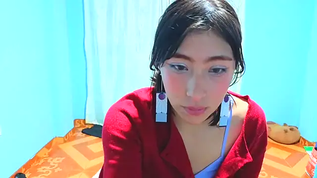 Sullyoonn online show from 17, 4, 2026