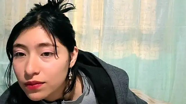 Sullyoonn online show from 28, 10, 2025