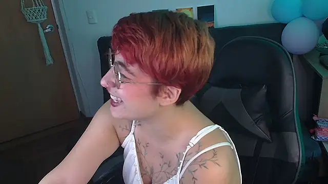 Miacatsito3 online show from 22, 11, 2025