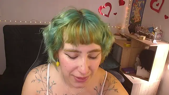 Snapshot of Miacatsito3 chatting on 12, 7, 2026 Miacatsito3 online show from 12, 7, 2026