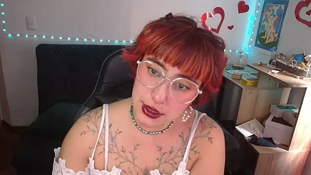 Miacatsito3 online show from 24, 4, 2026