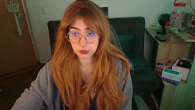 Miacatsito3 online show from 15, 11, 2025