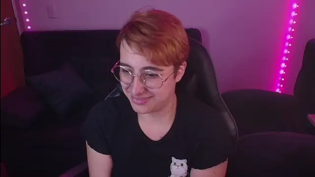 Miacatsito3 online show from 4, 10, 2025