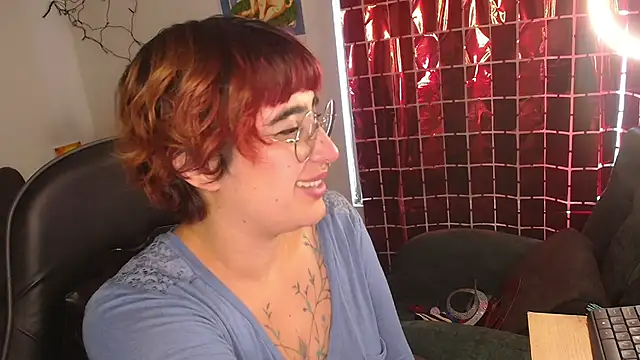 Snapshot of Miacatsito3 chatting on 19, 2, 2026 Miacatsito3 online show from 19, 2, 2026