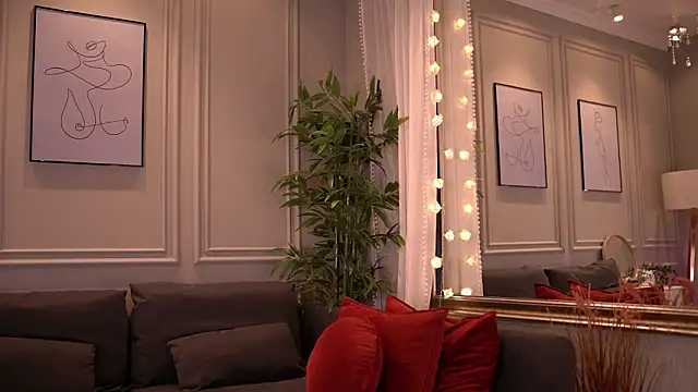 Snapshot of KatieHayes chatting on 27, 2, 2026 KatieHayes online show from 27, 2, 2026