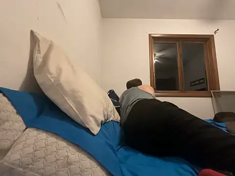 Adam Phoenix online show from 7, 10, 2025