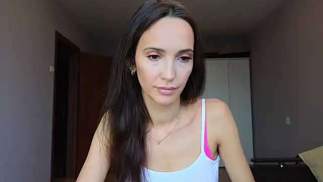 Snapshot of Lillian-Clark chatting on 22, 10, 2025 Lillian-Clark online show from 22, 10, 2025