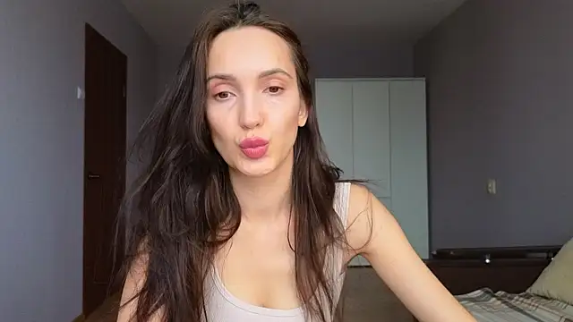 Lillian-Clark online show from 28, 2, 2026