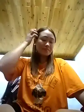 Snapshot of Dung_x chatting on 24, 9, 2025 Dung x online show from 24, 9, 2025