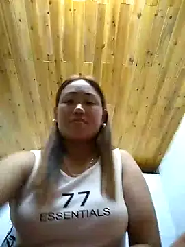 Snapshot of Dung_x chatting on 28, 9, 2025 Dung x online show from 28, 9, 2025