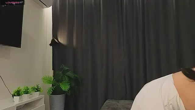 Jupiter Boobs online show from 5, 12, 2025