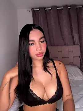 karolaalcendra online show from 24, 10, 2025