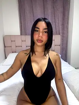 karolaalcendra online show from 27, 9, 2025