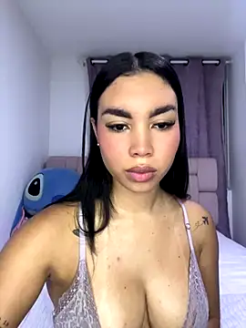 karolaalcendra online show from 17, 12, 2025