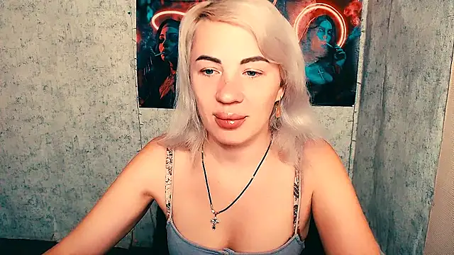 EmmaCat  online show from 22, 10, 2025