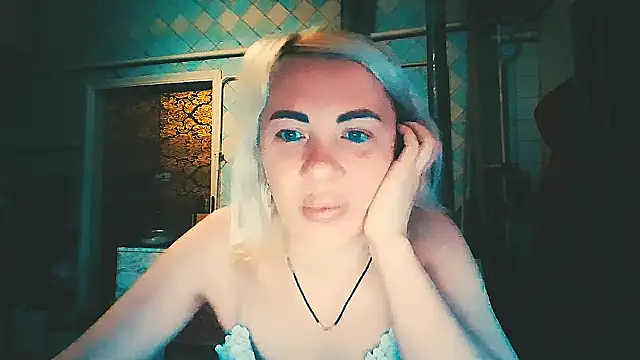 EmmaCat  online show from 24, 4, 2026