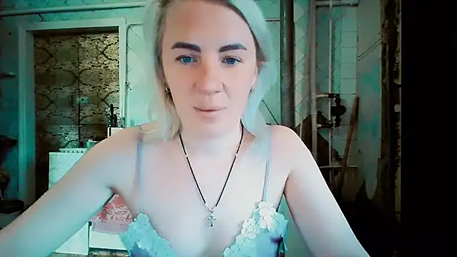 EmmaCat  online show from 9, 2, 2026