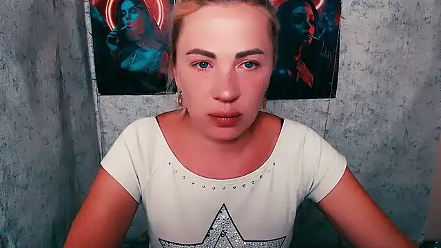 EmmaCat  online show from 25, 6, 2026