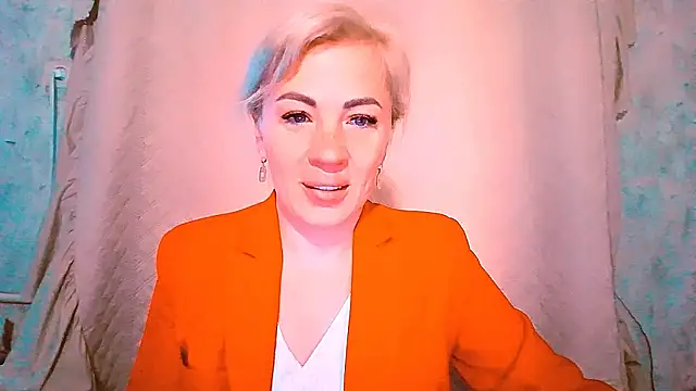 EmmaCat  online show from 28, 9, 2025