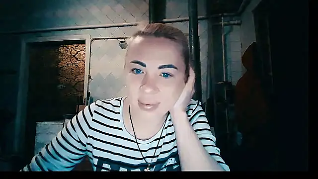 EmmaCat  online show from 11, 1, 2026