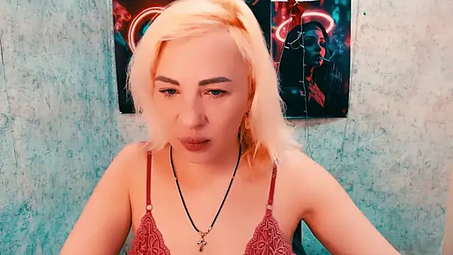 EmmaCat  online show from 12, 3, 2026