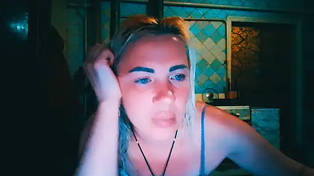 EmmaCat  online show from 10, 6, 2026