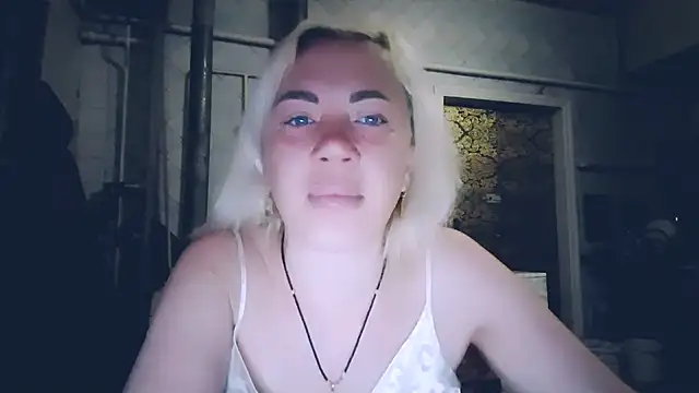 EmmaCat  online show from 10, 5, 2026