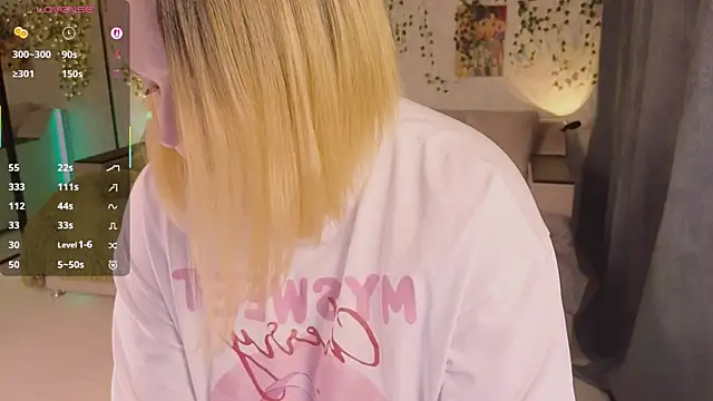 Aki nohana online show from 24, 10, 2025